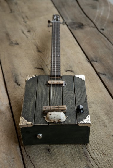 Gallery cigar box guitar