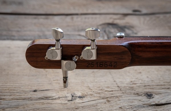 Gallery cigar box guitar