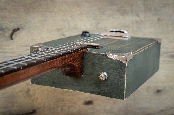 Gallery cigar box guitar